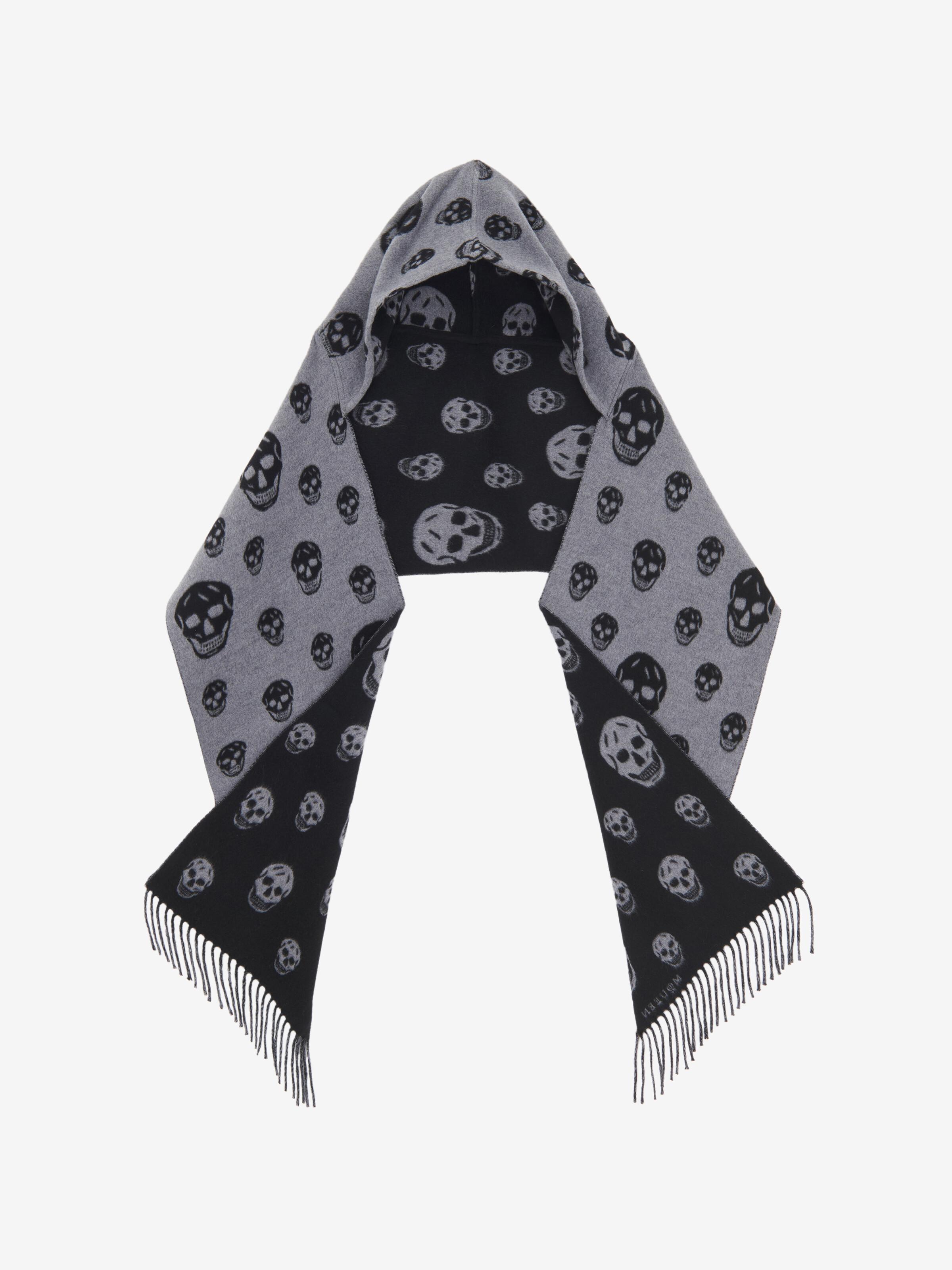 McQueen Reversible Hood Skull Scarf in Black | Lyst