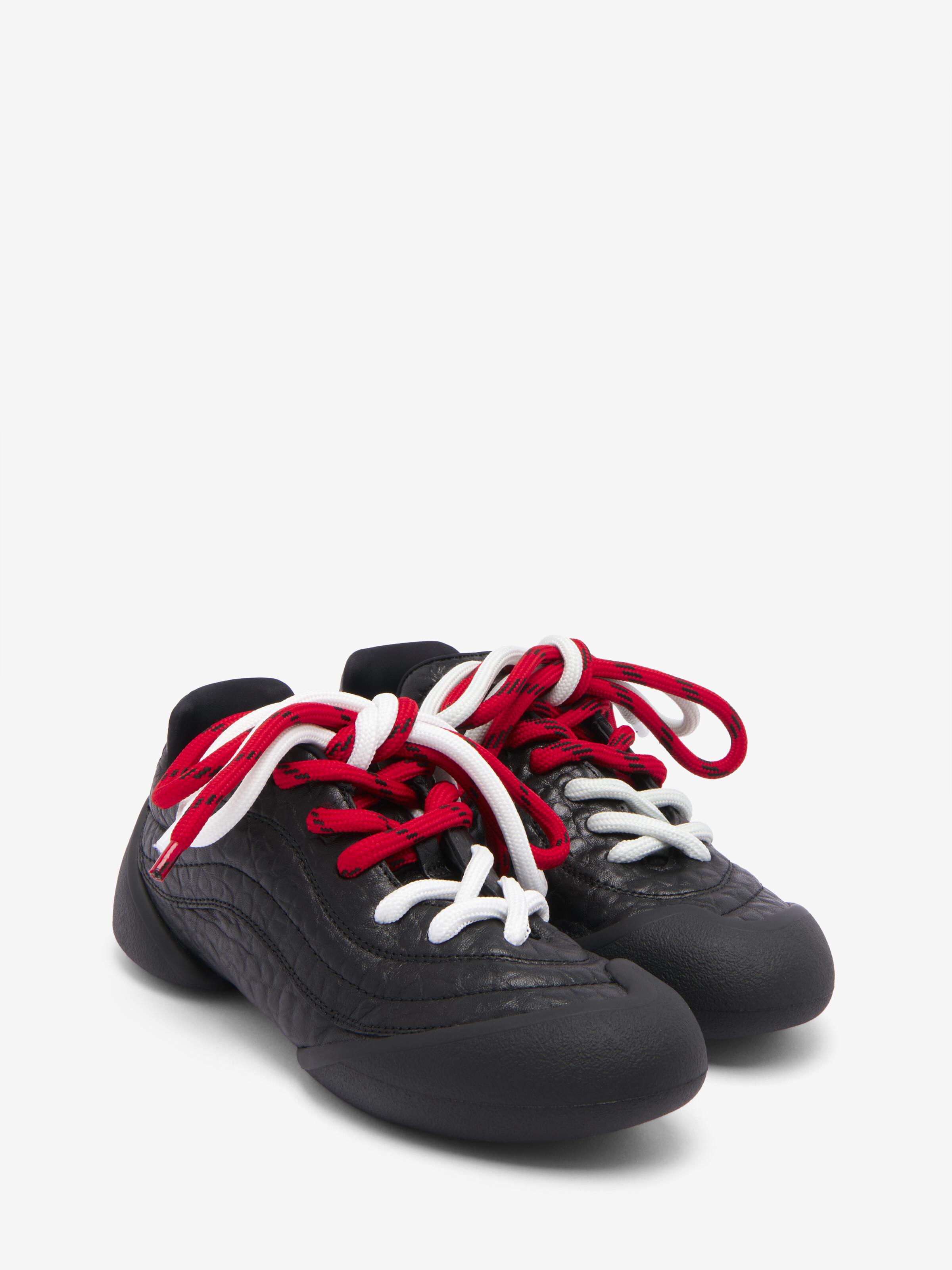 【送料&関税込】Alexander McQueen Black Flexion Sneakers Alexander McQueen Black Flexion Sneakers | italist