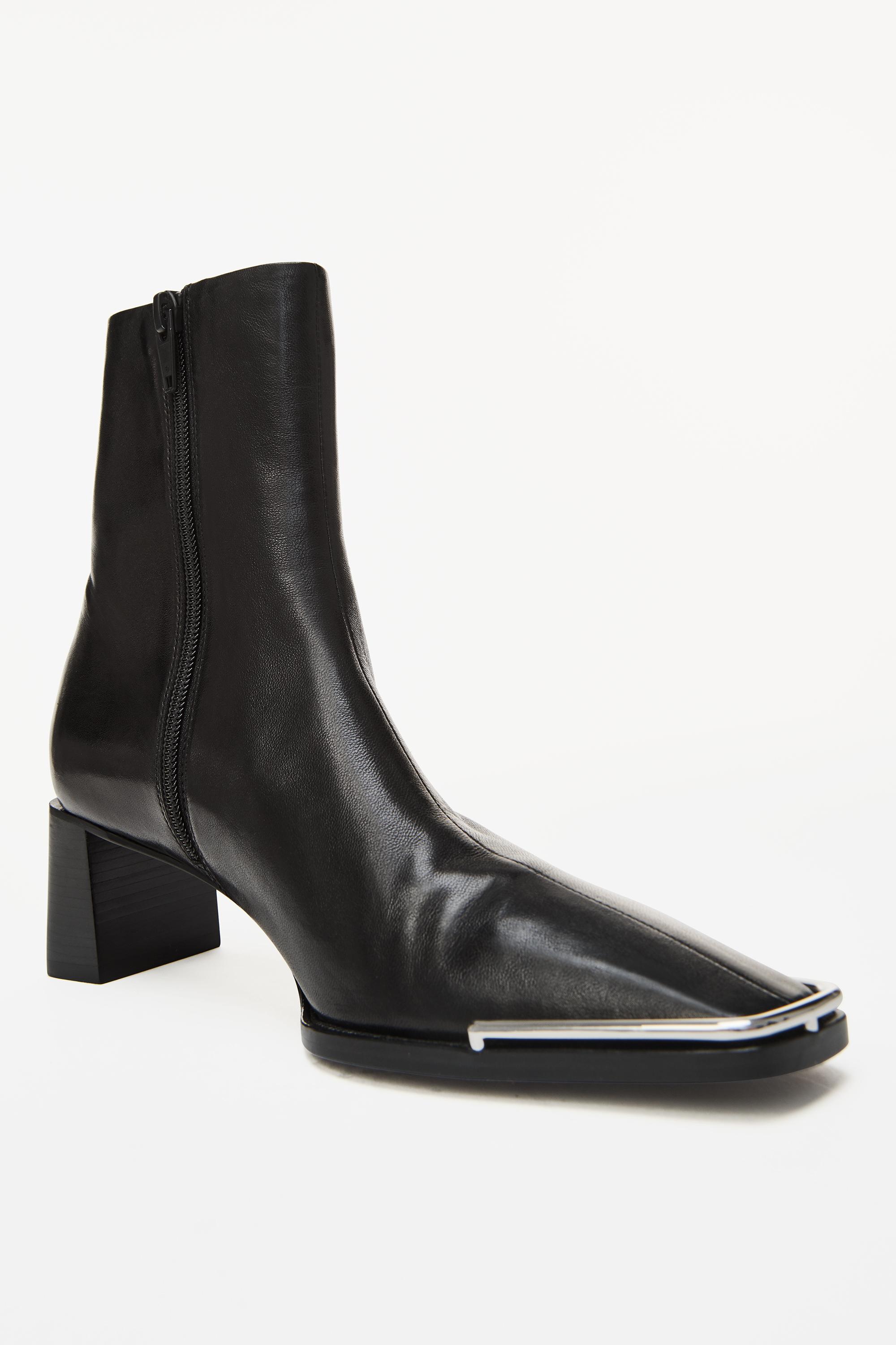 Alexander Wang Leather Mascha Low Bootie in Black - Lyst