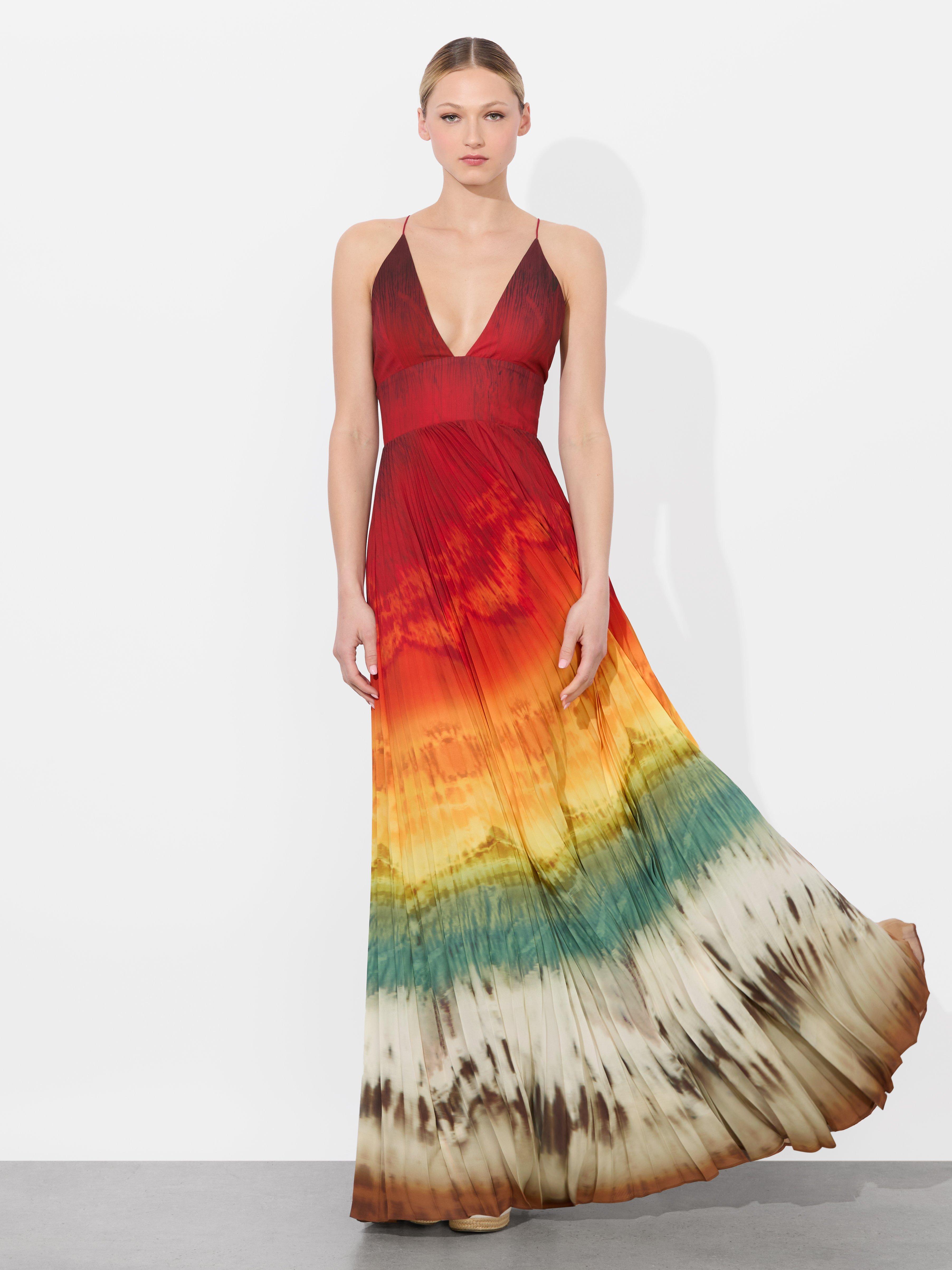 Alice + Olivia Lauren Pleated Maxi Dress in White | Lyst