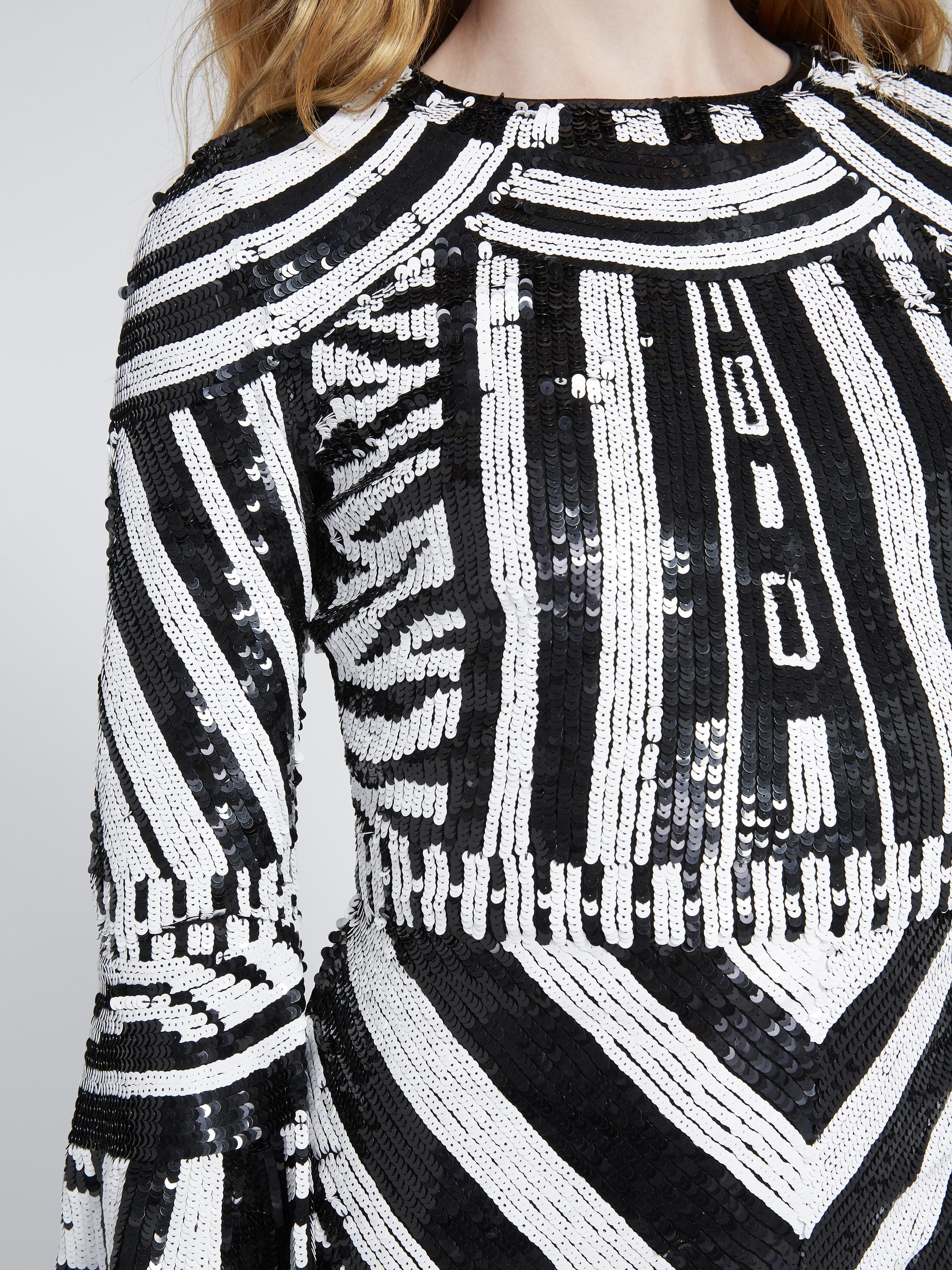 alice and olivia jae sequin gown