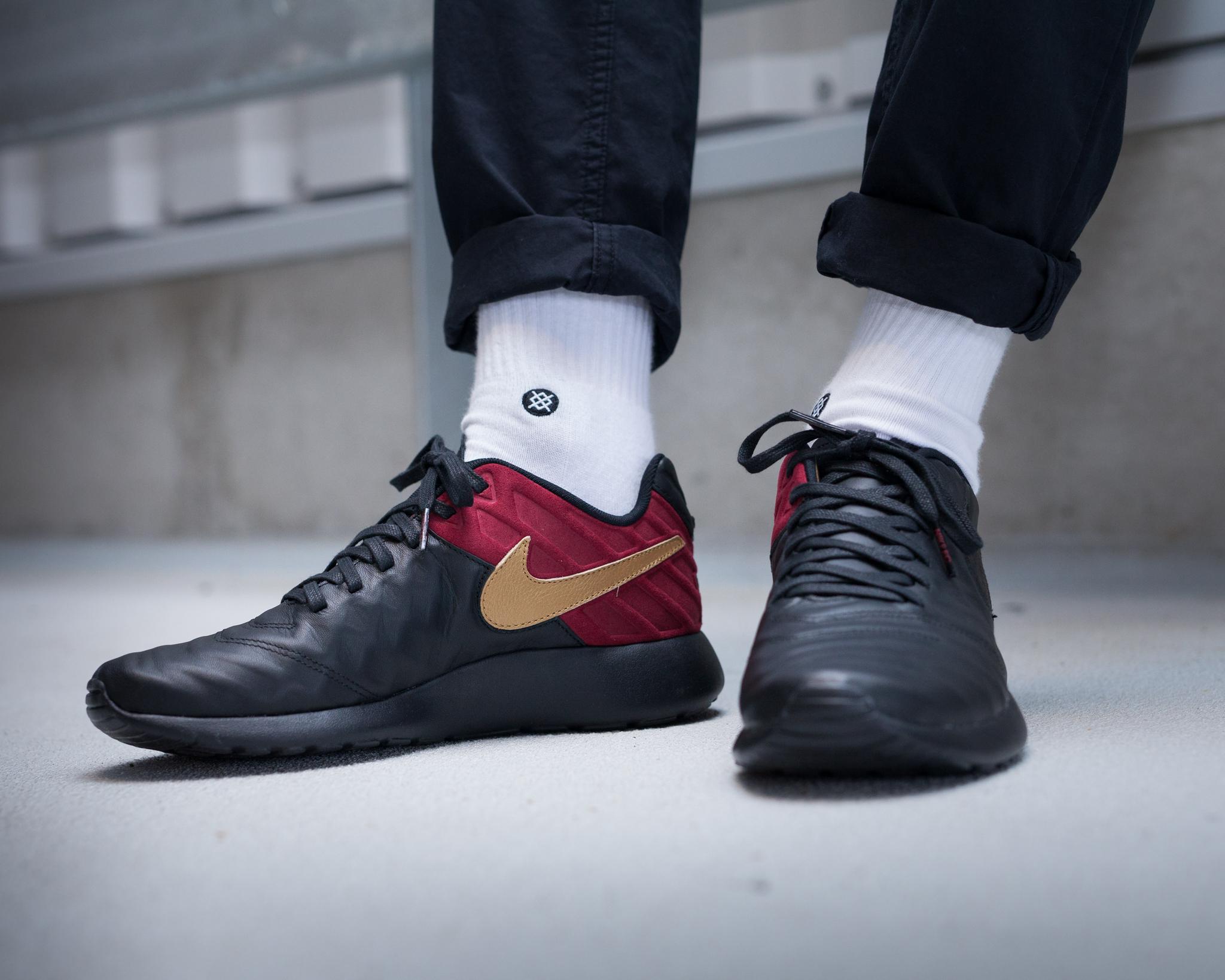nike store square one