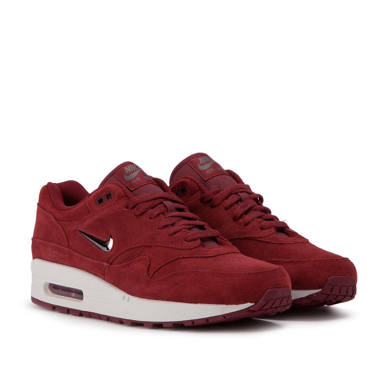 air max 1 jewel ruby red