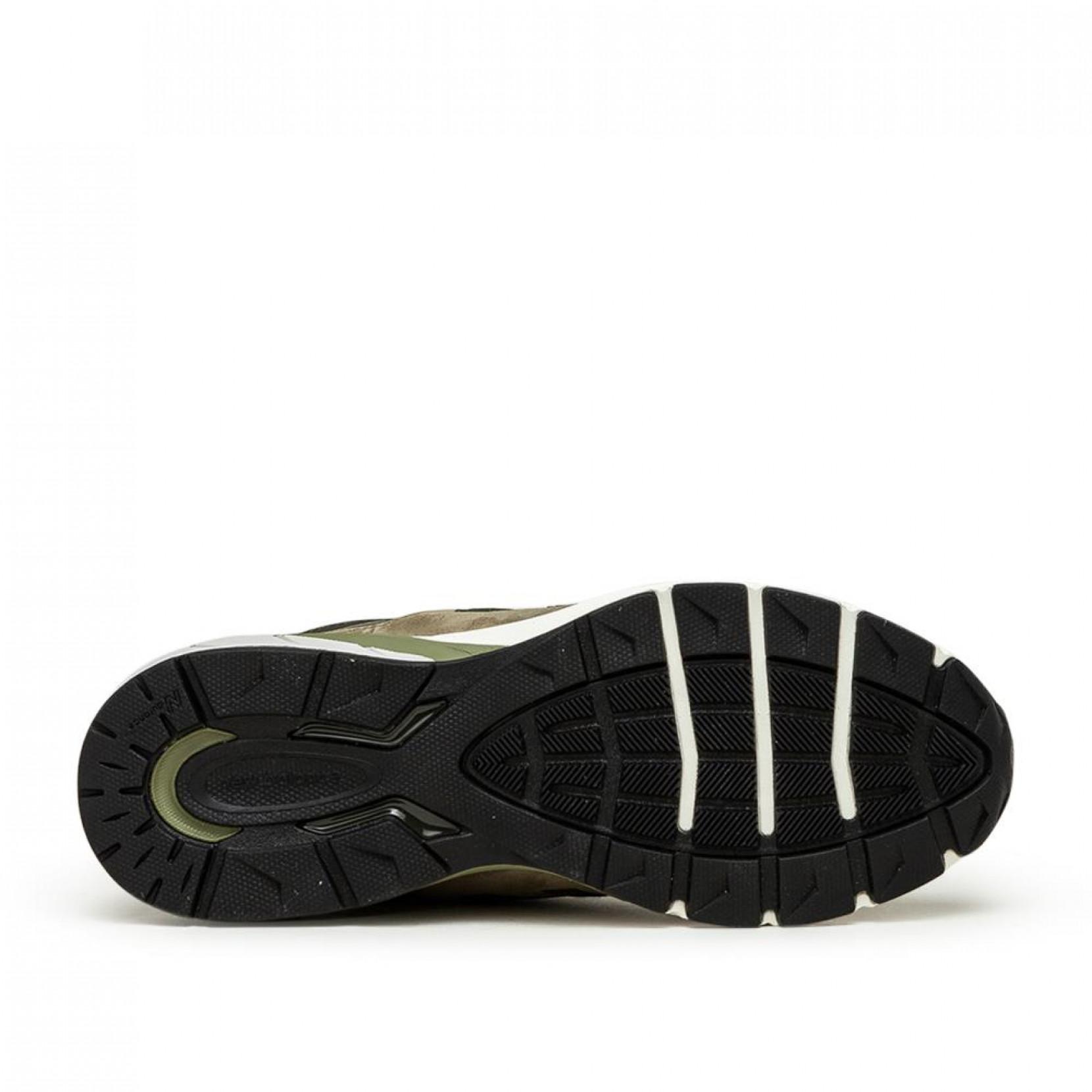 new balance m990 ae5