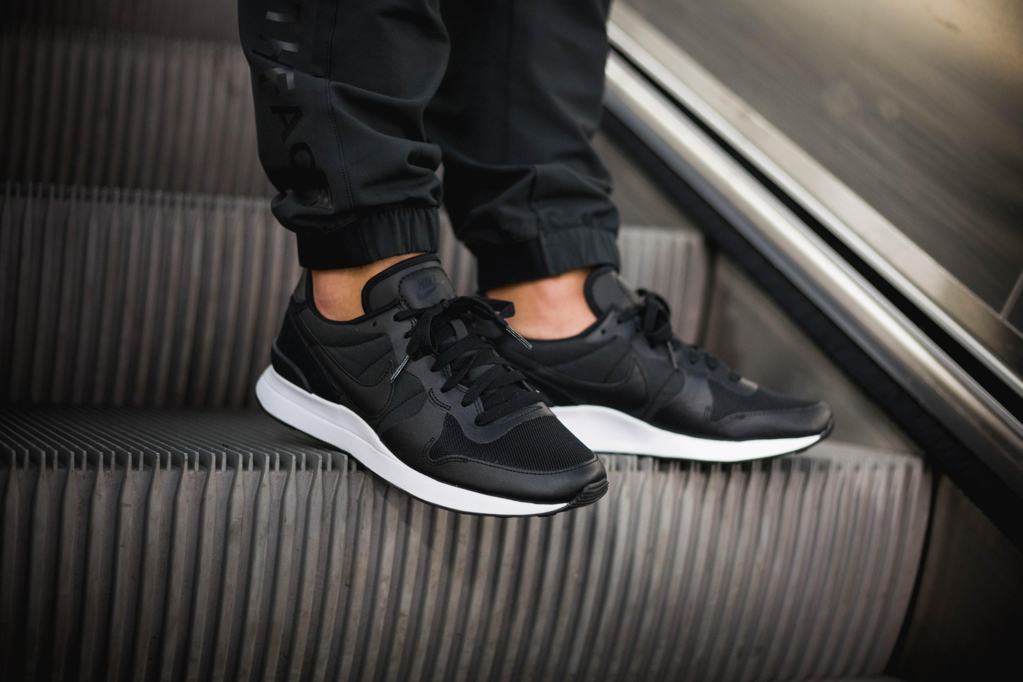 nike internationalist lt17 nike internationalist lt17