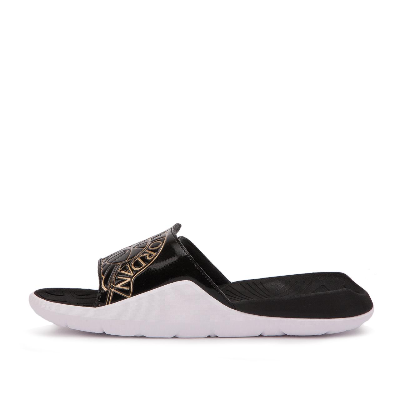 nike air jordan flip flop