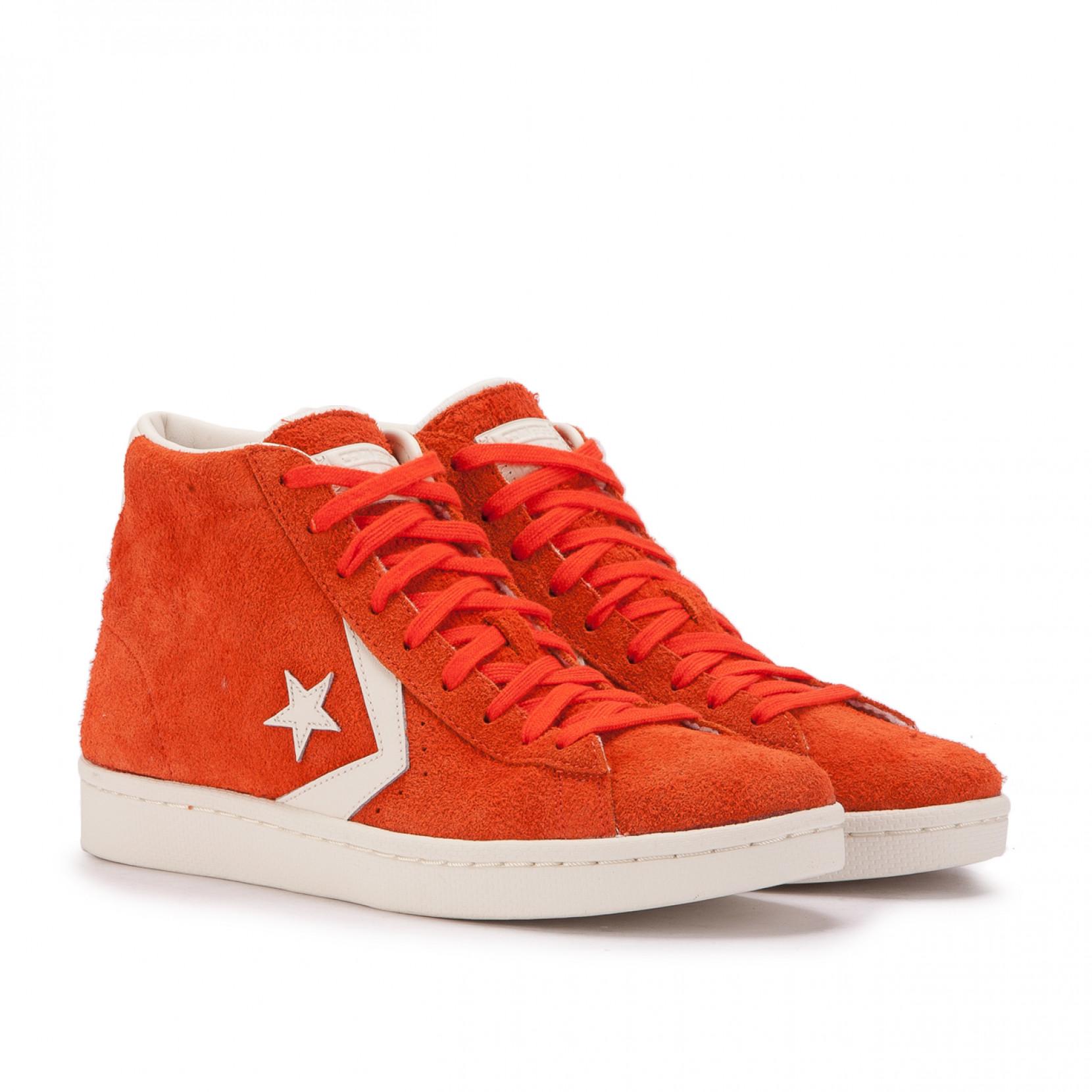 red suede converse