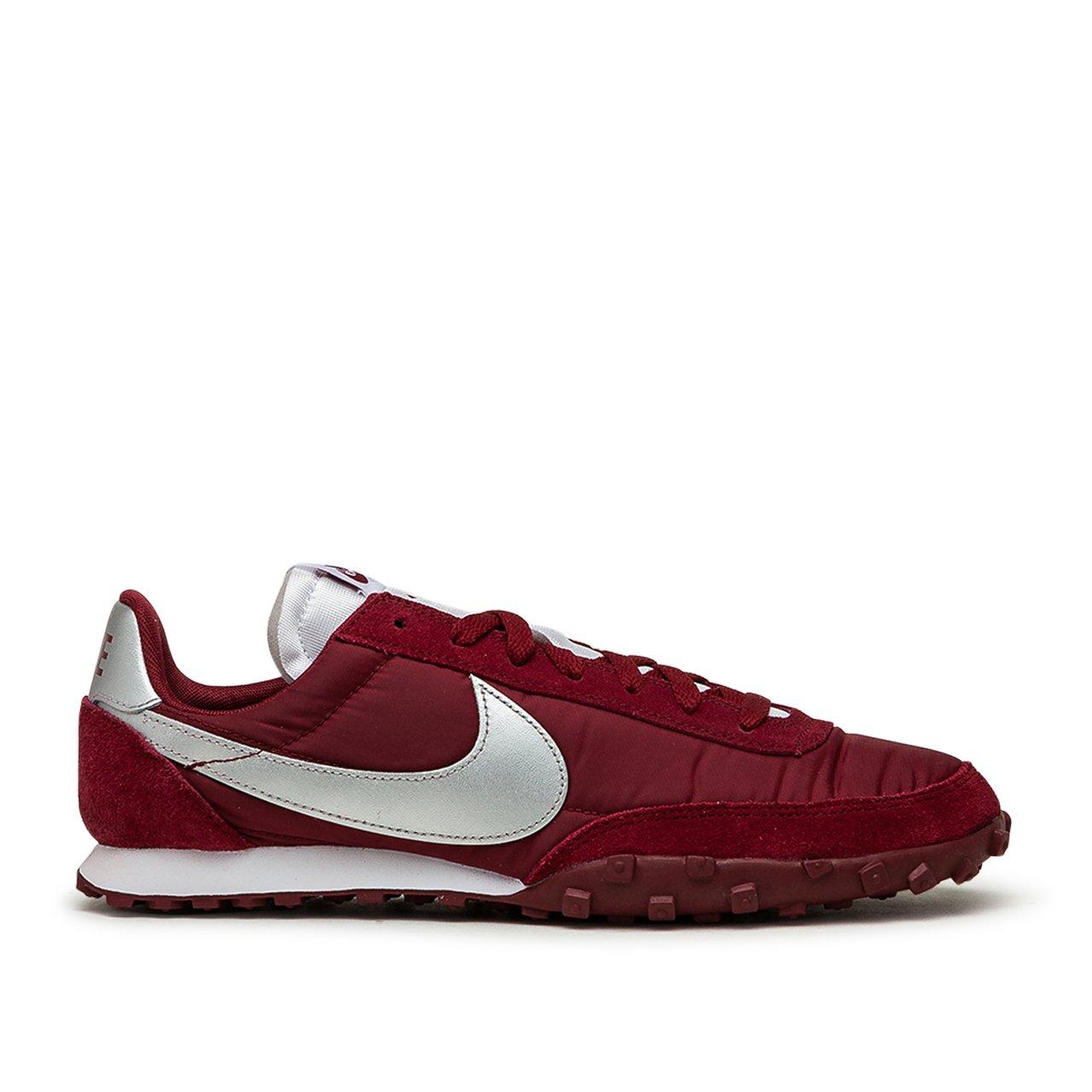 nike waffle racer red