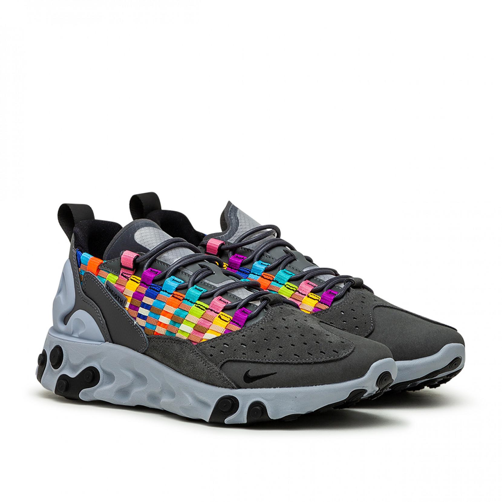 nike mens react sertu