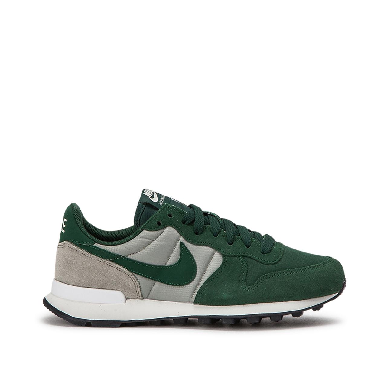 nike internationalist green mens