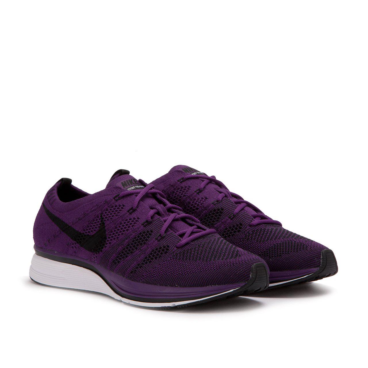flyknit trainer purple
