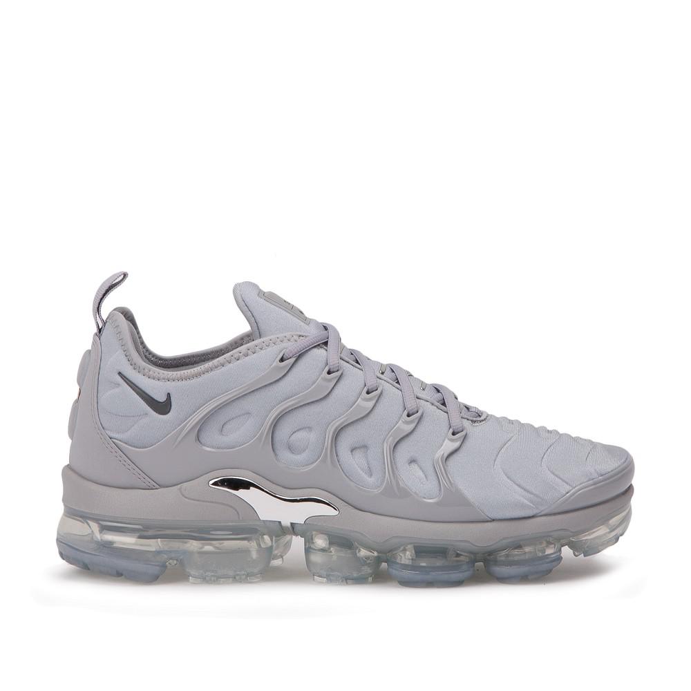 nike vapormax utility grey