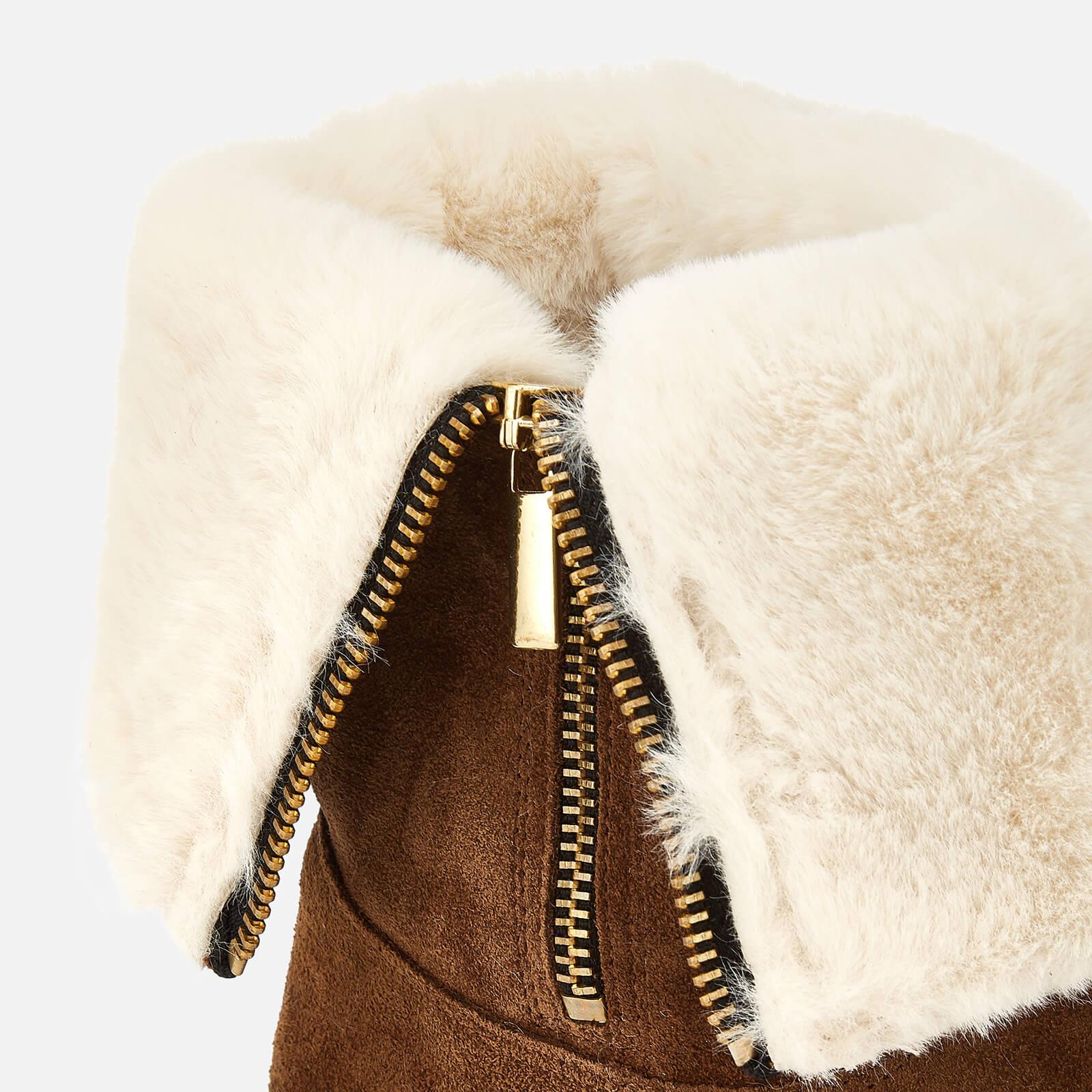 carvela snug