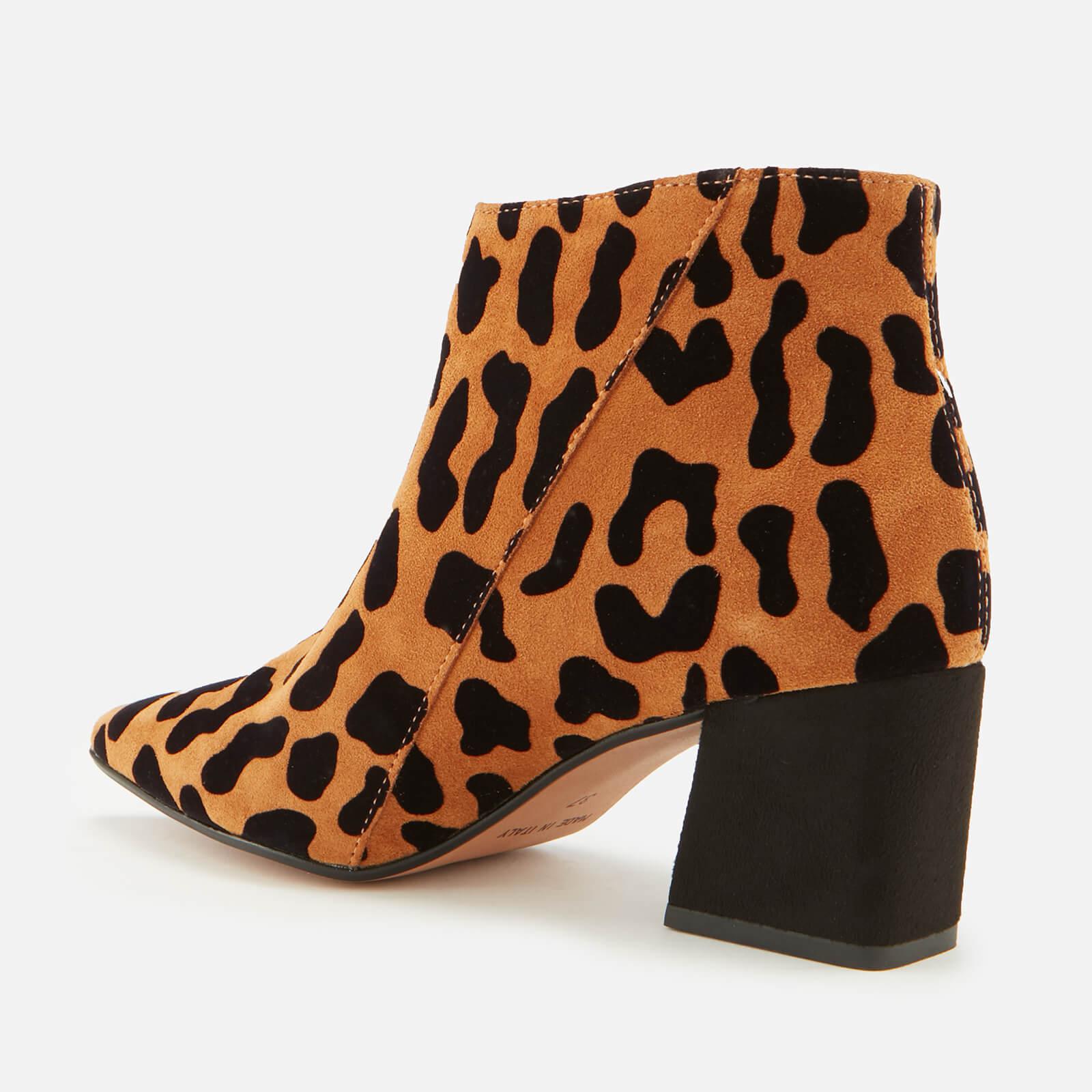 carvela signet boot