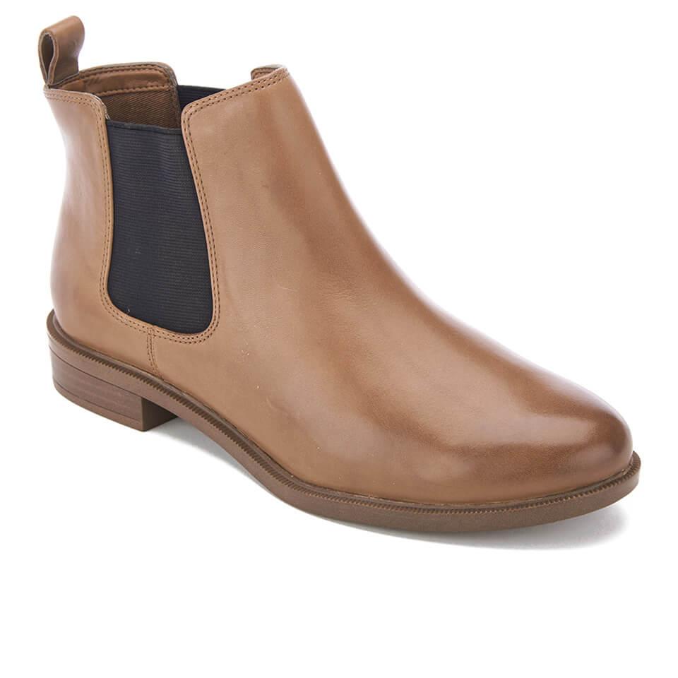 Clarks Taylor Shine Leather Chelsea Boots in Tan (Brown) | Lyst