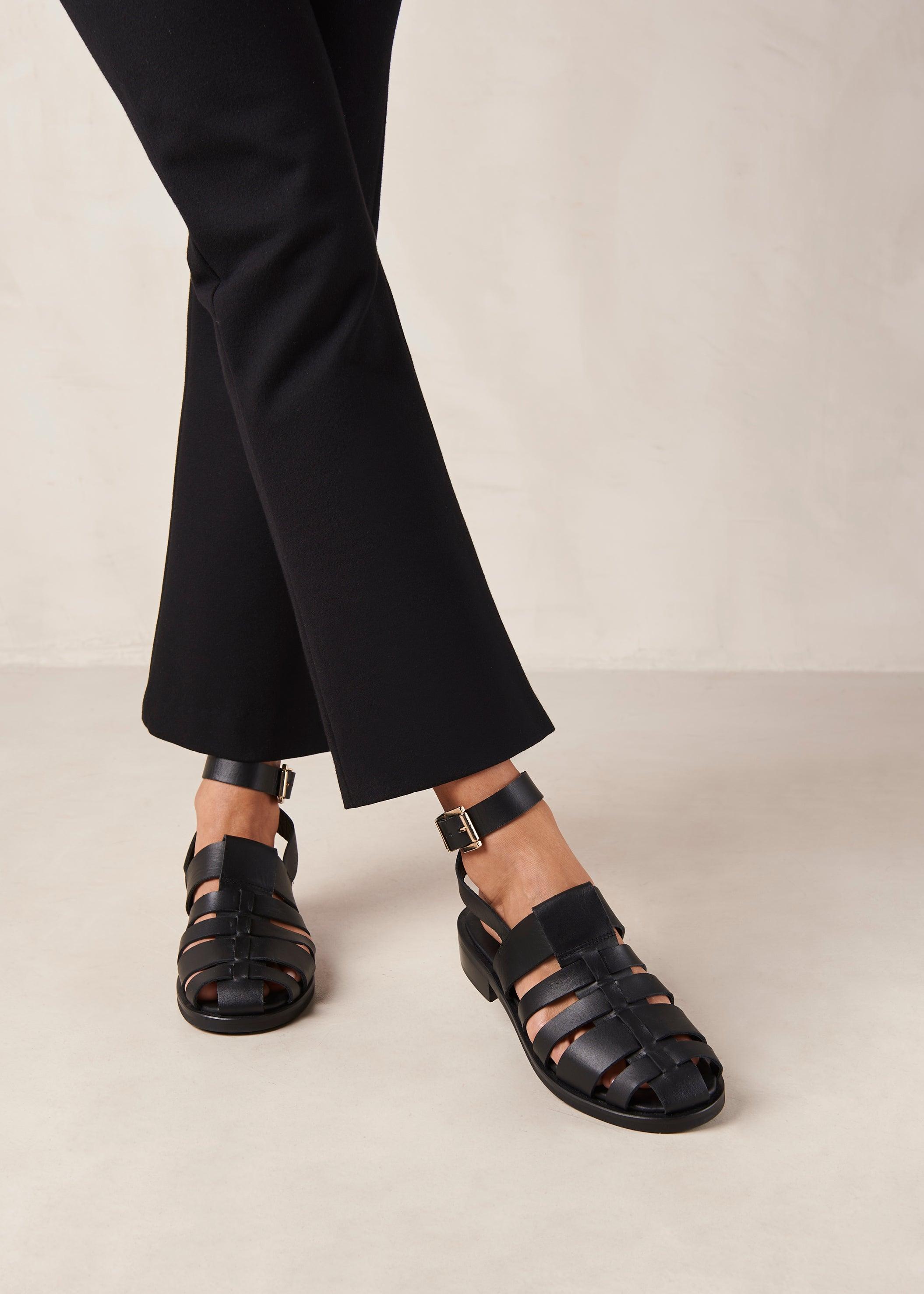 Alohas Perry Black Leather Sandals | Lyst