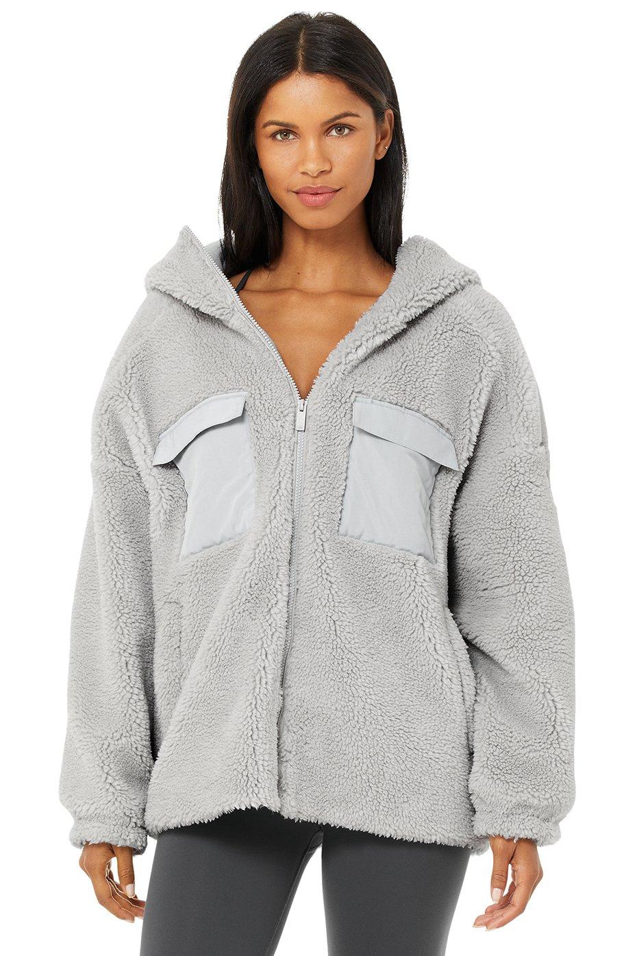 Alo Yoga Alo Yoga Cargo Sherpa Jacket in Gray - Lyst