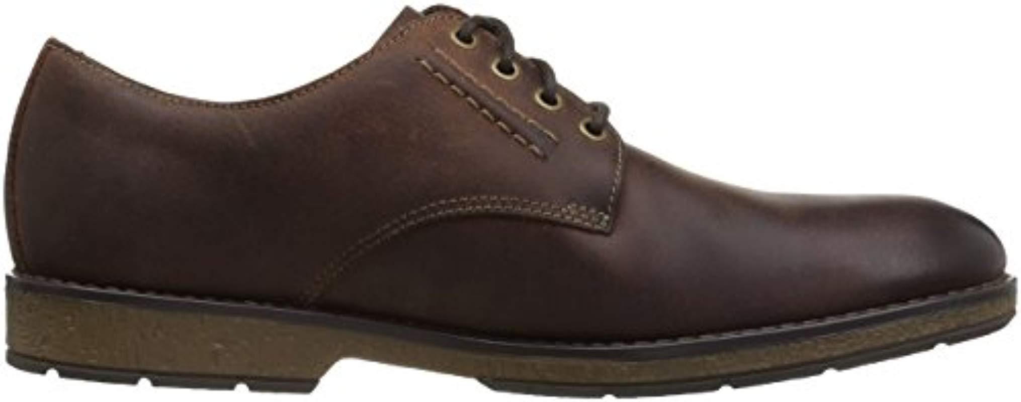 Clarks Leather Hinman Plain Oxford in 