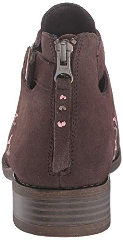 skechers sepia boots