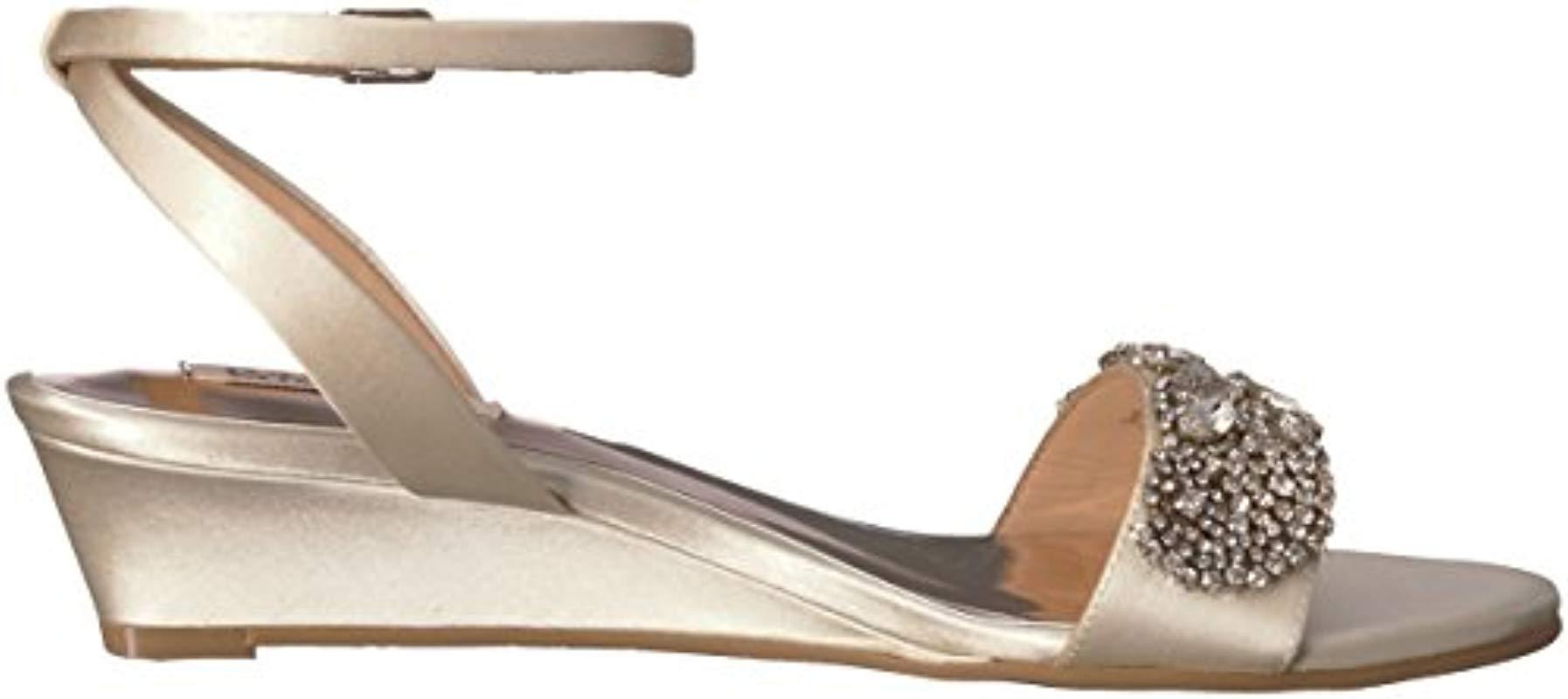 badgley mischka hatch