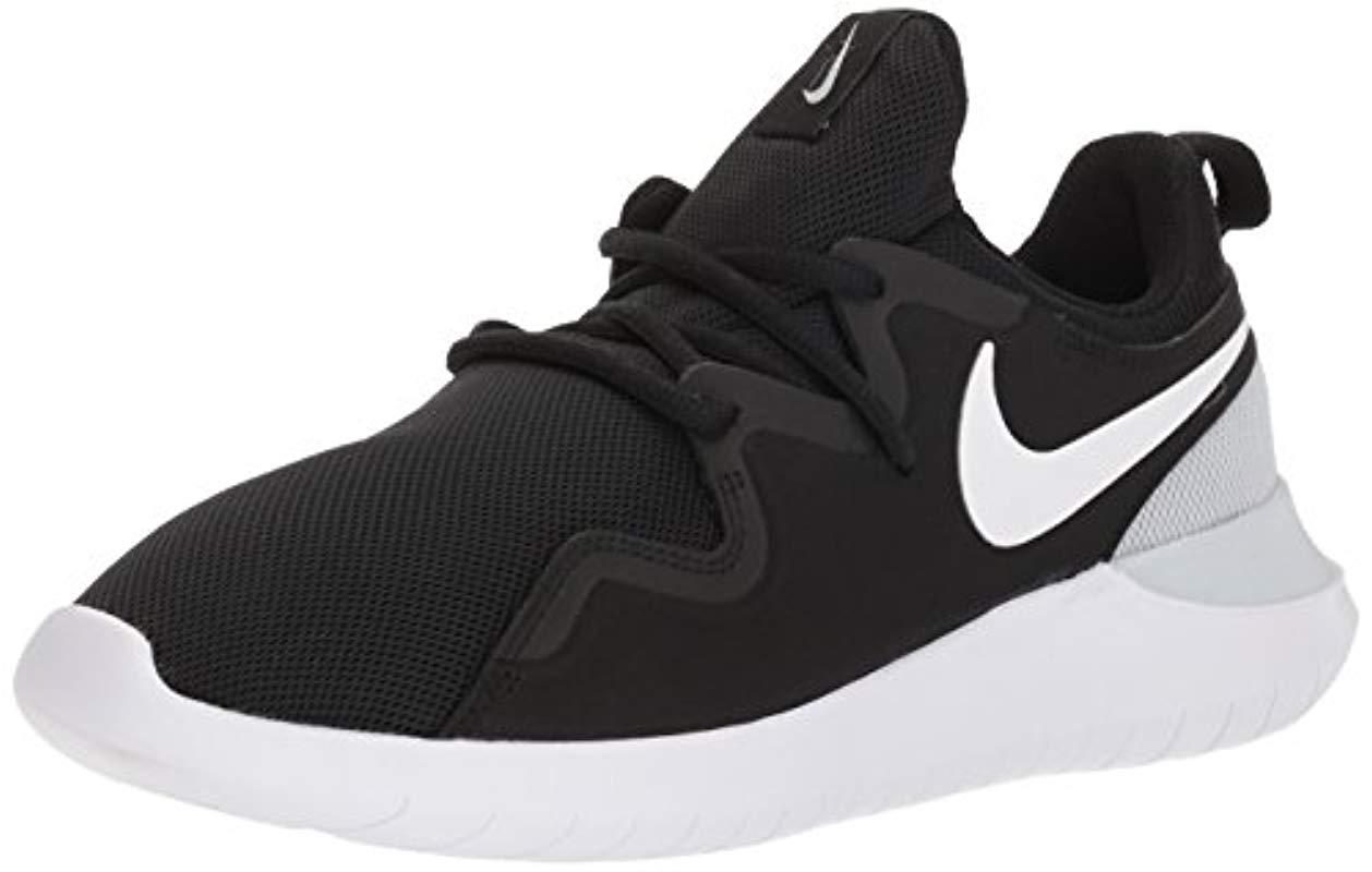 nike panelled tessen running shoes
