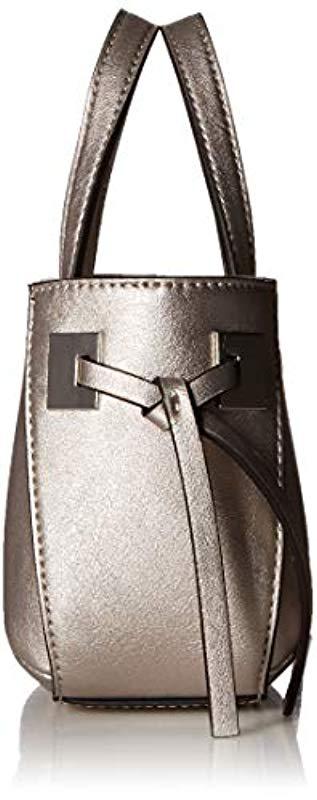 guess lizzy tote