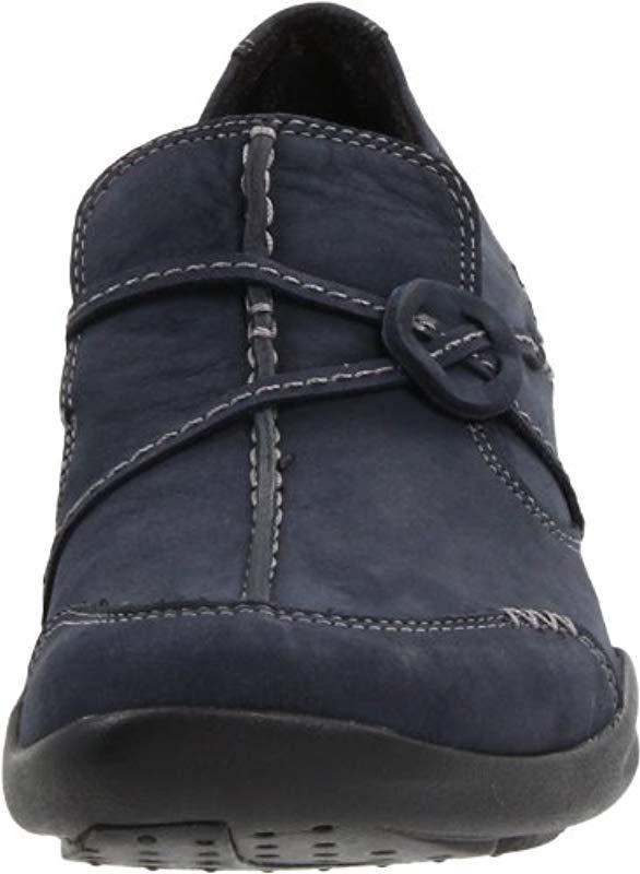 clarks wave run slip on