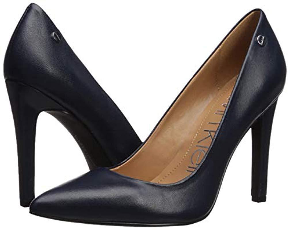 Calvin Klein Brady Pump in Navy Leather (Blue) - Lyst