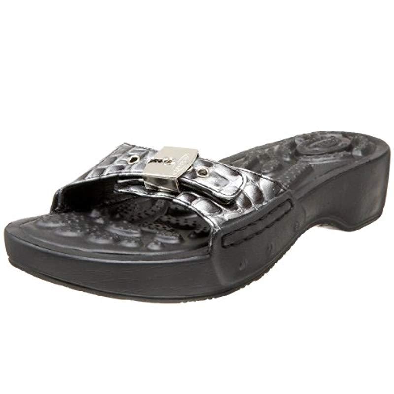 dr scholls crocs