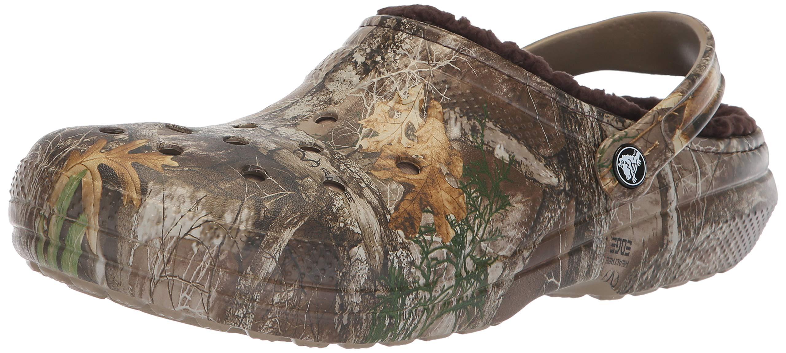 Crocs™ Classic Lined Realtree Edge Clog in Chocolate/Chocolate (Brown ...