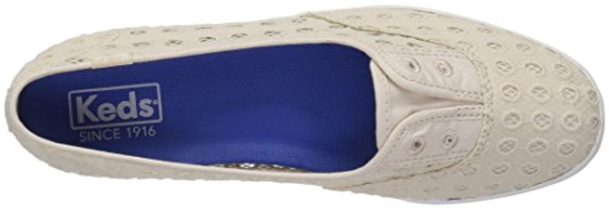 keds chillax mini eyelet