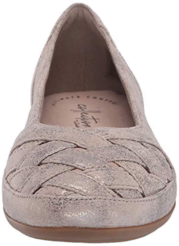 clarks gracelin maze leather flat