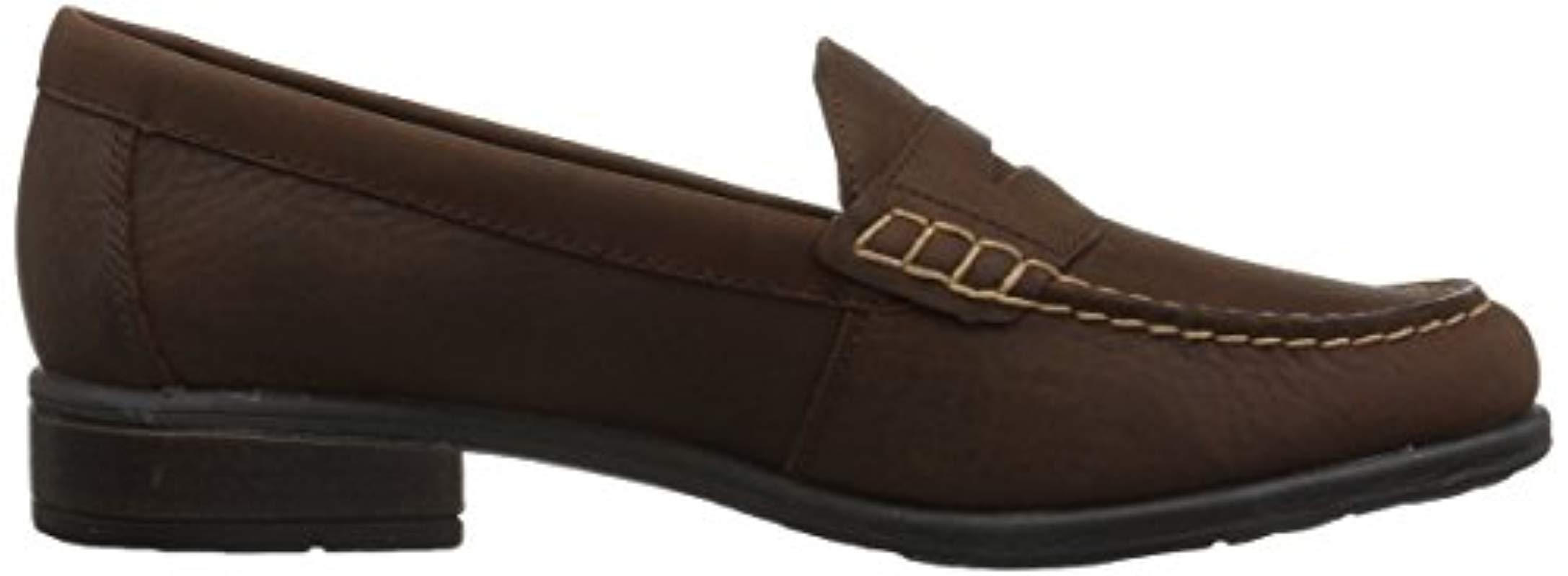 eastland roxanne loafer
