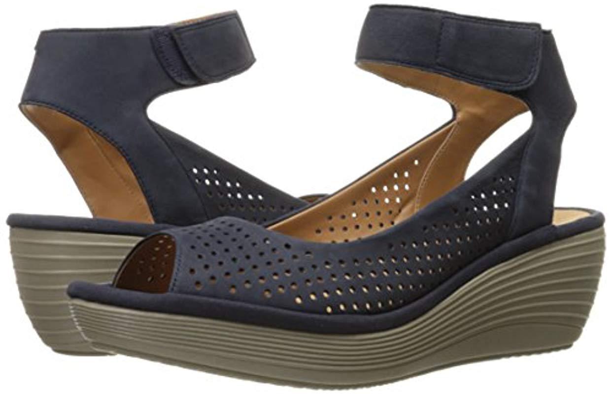 wallabee clarks carhartt