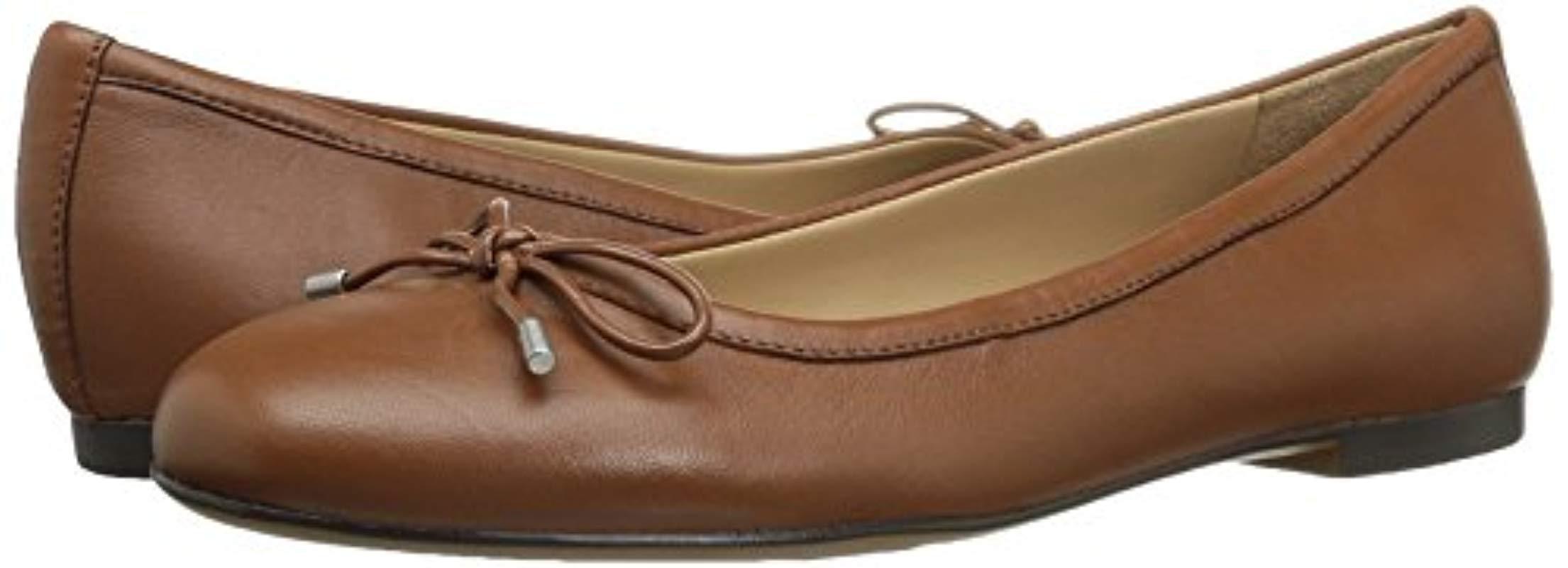 naturalizer grace ballet flats