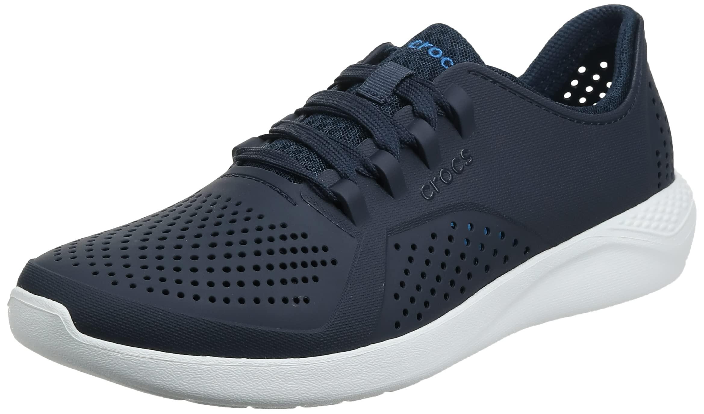 Crocs™ Literide Pacer M in Blue for 