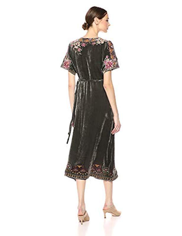 Short Sleeve Embroidered Wrap Dress 