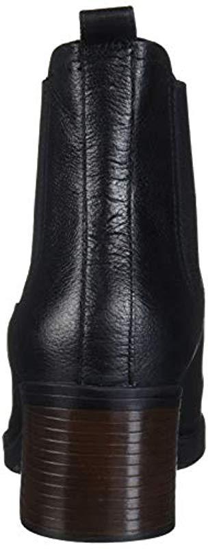 hollis chelsea boot