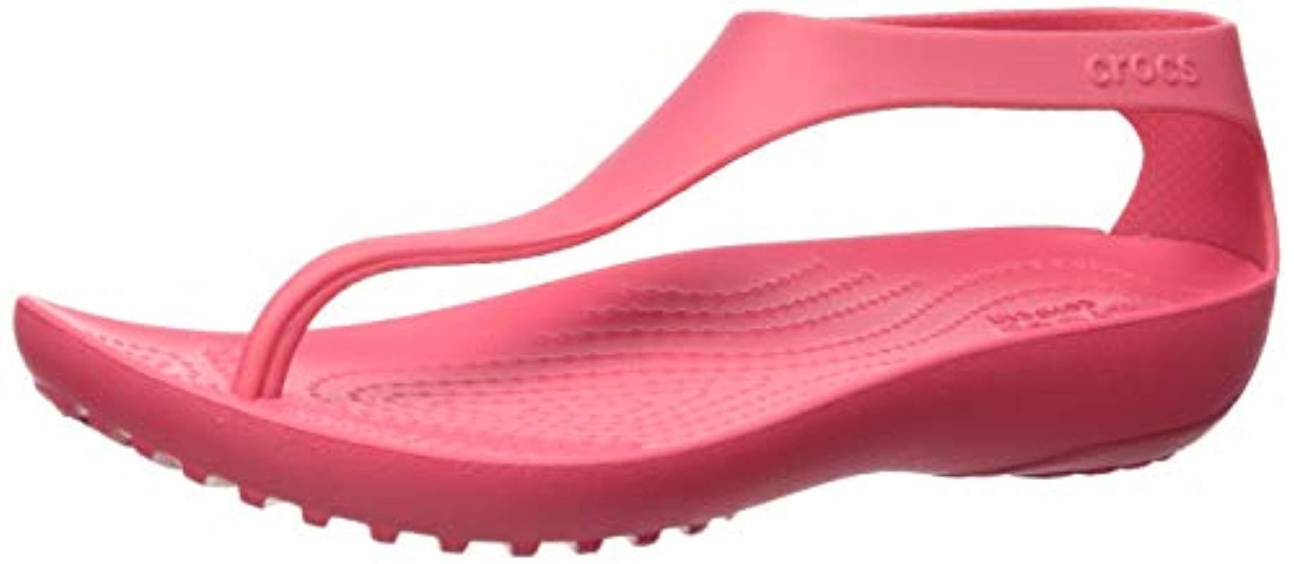 Crocs™ Serena Flip Flop in Pink | Lyst