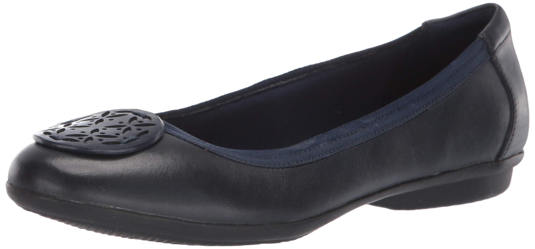 Clarks Leather Gracelin Lola Ballet Flat in Navy Leather (Blue) | Lyst