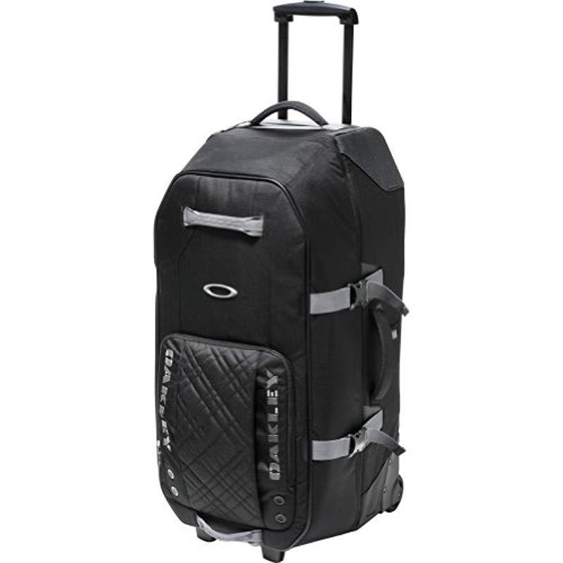 oakley duffel bag with wheels