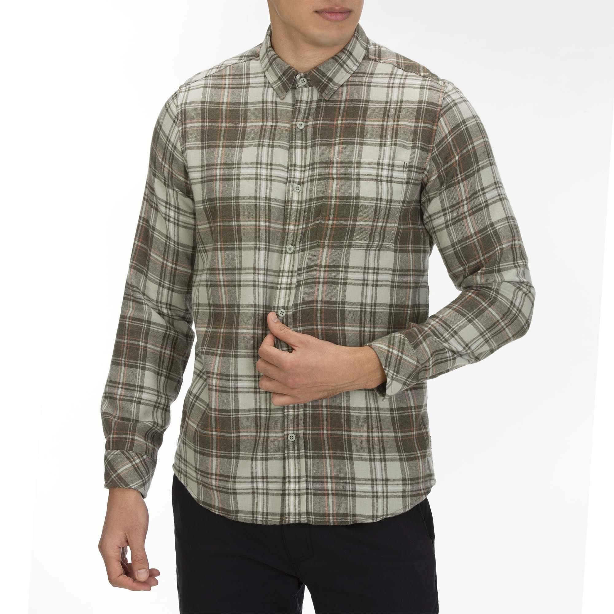 Hurley Mens Plaid Vedder Flannel Long Sleeve Button Up