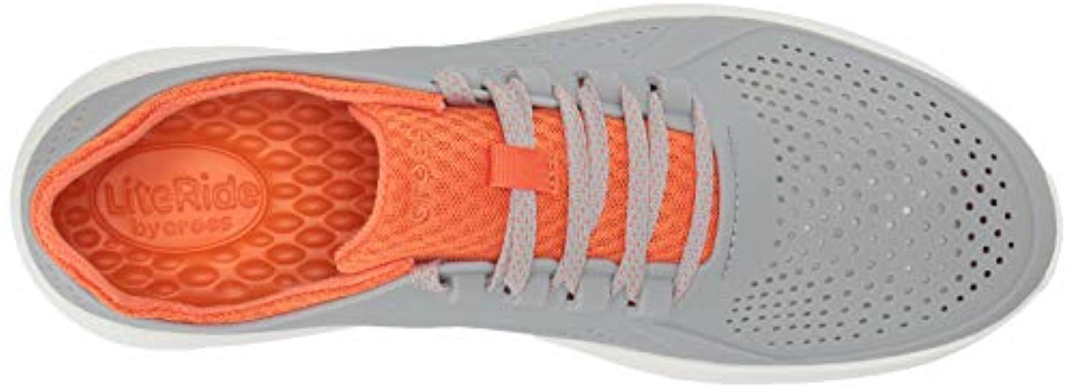 crocs pacer light ride
