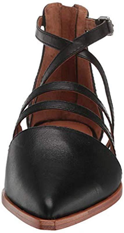 frye kenzie moto strappy flat