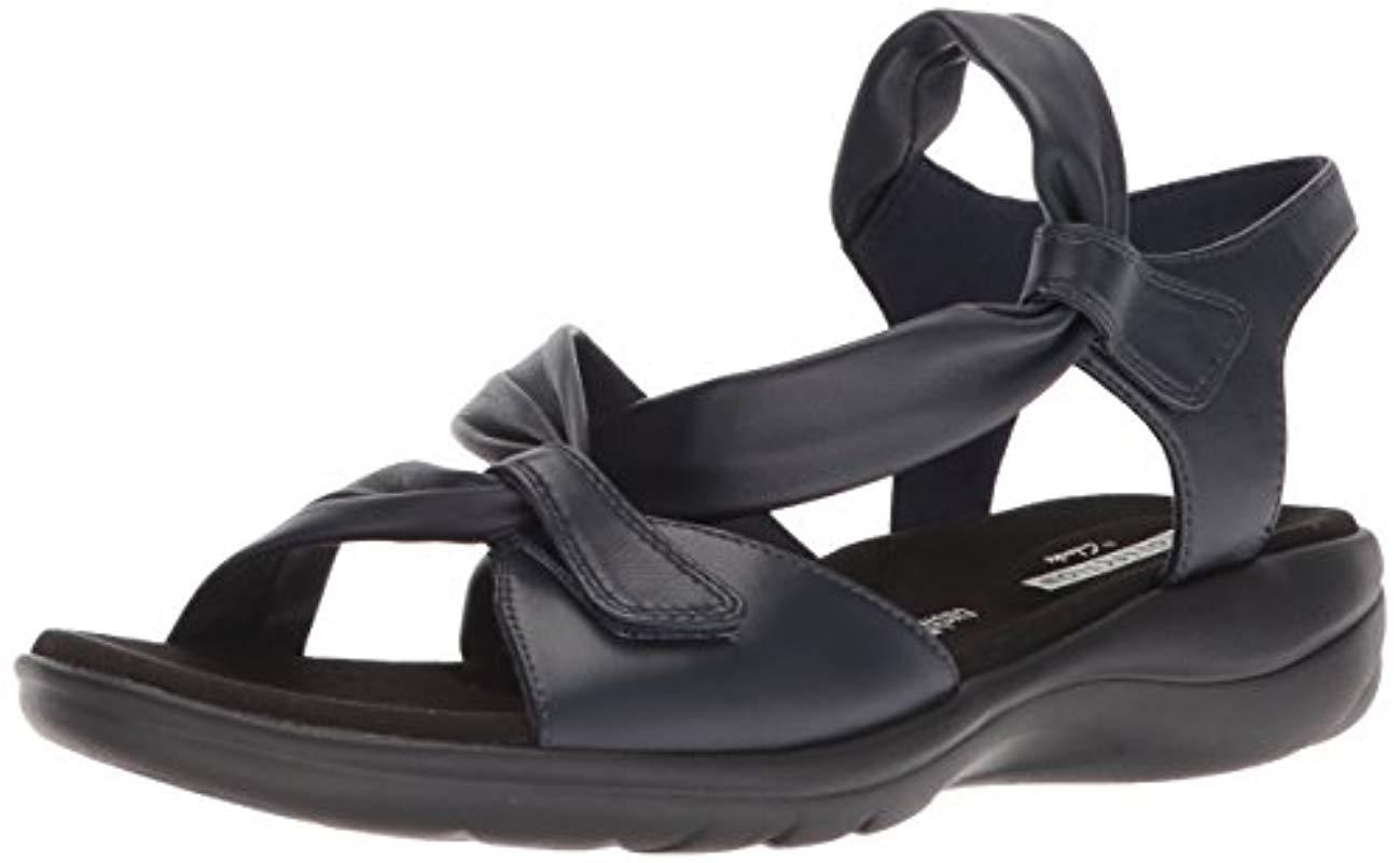 clarks moon sandals