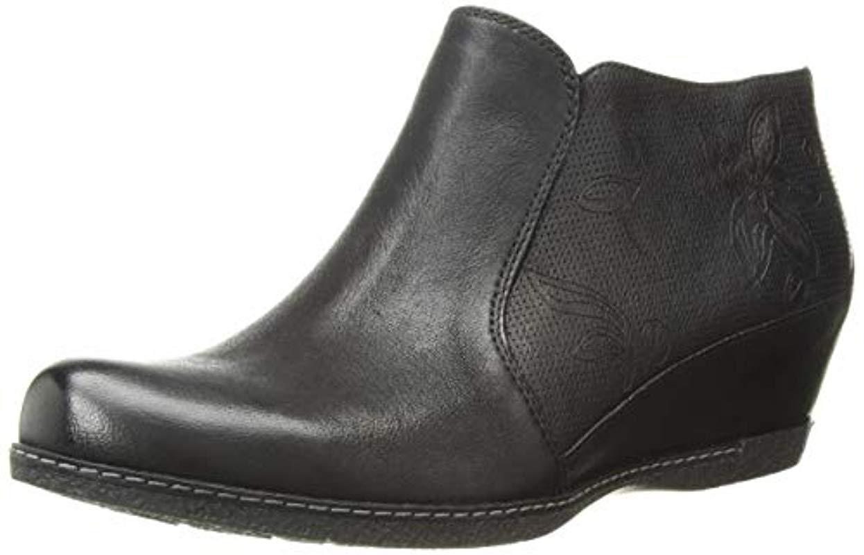 dansko luann ankle boot