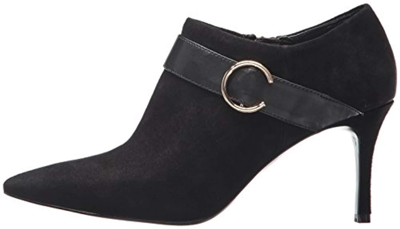 nine west querna ankle boots