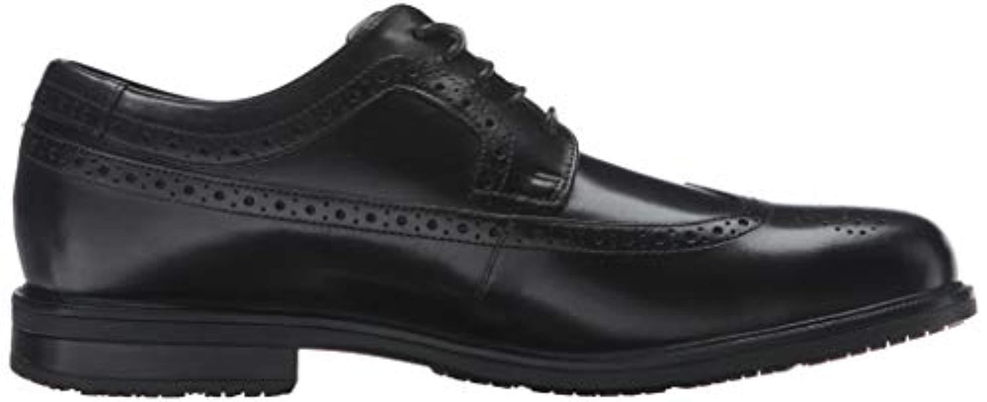 rockport essential details waterproof wingtip