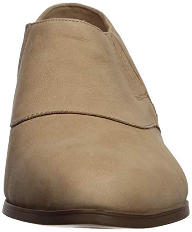 naturalizer blythe bootie