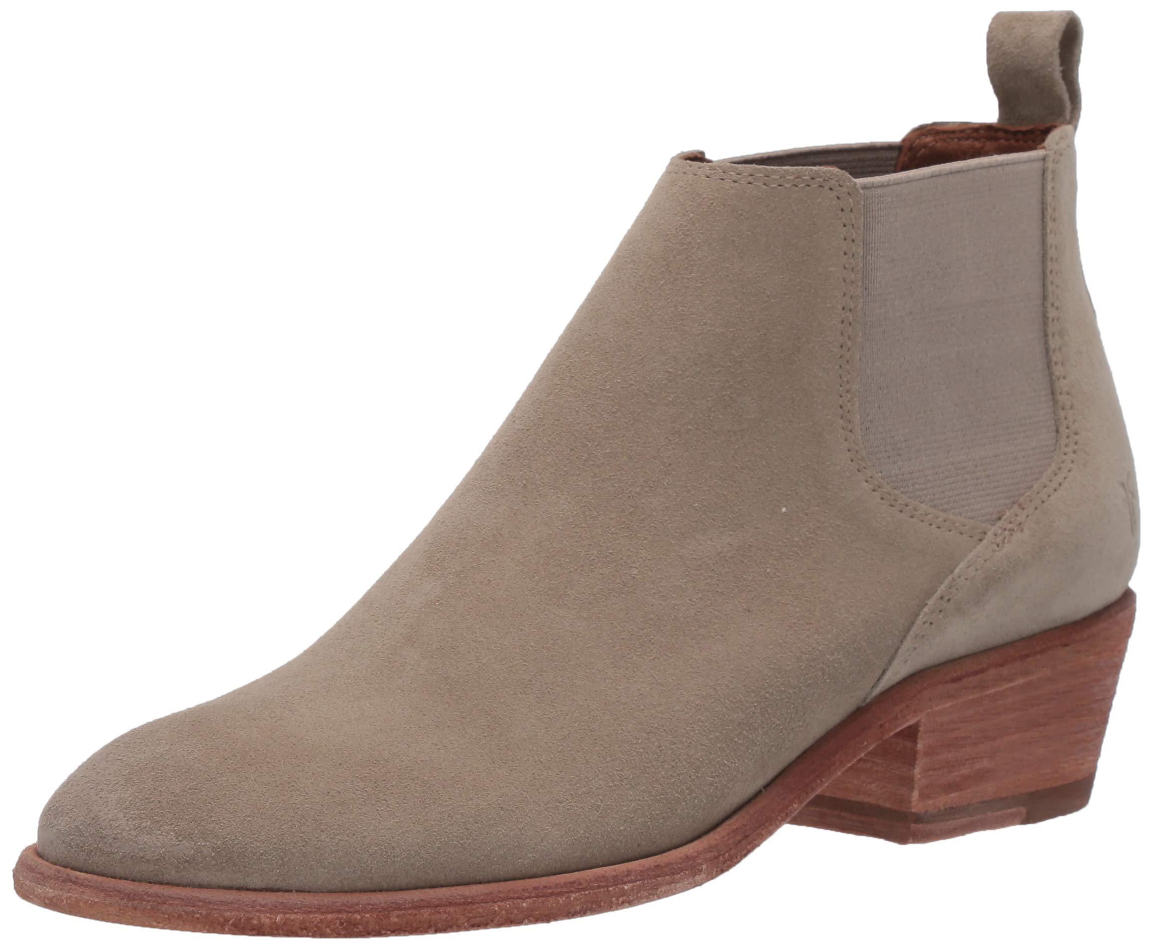 carson suede boots by born